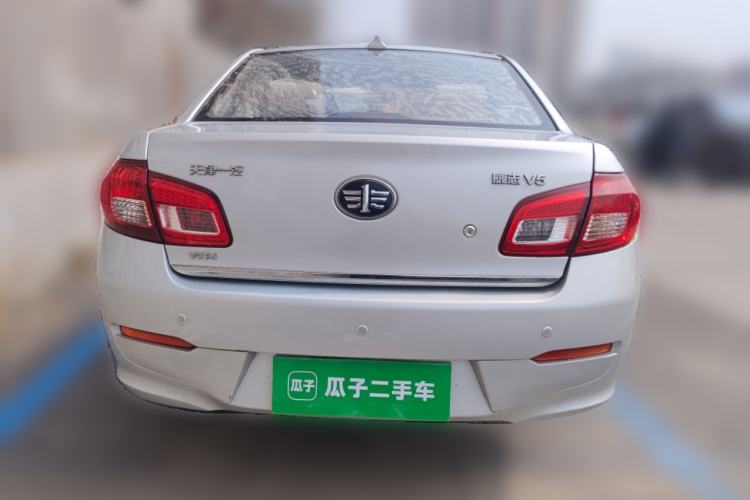 Used FAW Weizhi V5 2014 1.5L Manual Entry-Level Model
