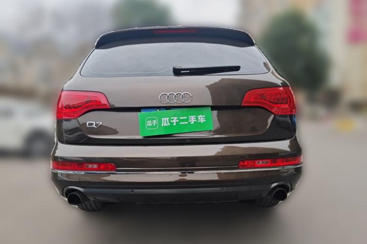 Used Audi Q7 
