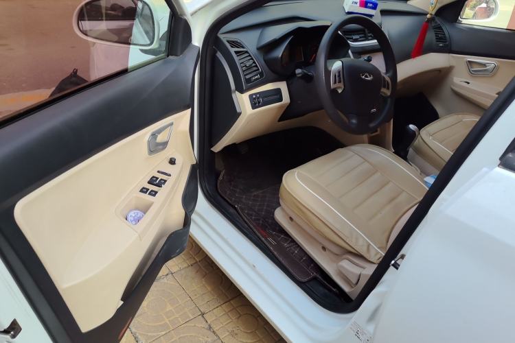 Used Chery Fengyun 2 2015 1.5L Manual New Edition Driver Seat