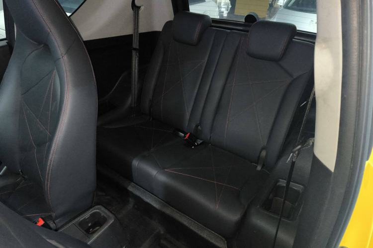 Used Chery New Energy Little Ant 2022 Revised Version Sweet Pink Edition Half-Sugar Version Lithium Iron Phosphate 30.7 kWh 30 kW 301 km