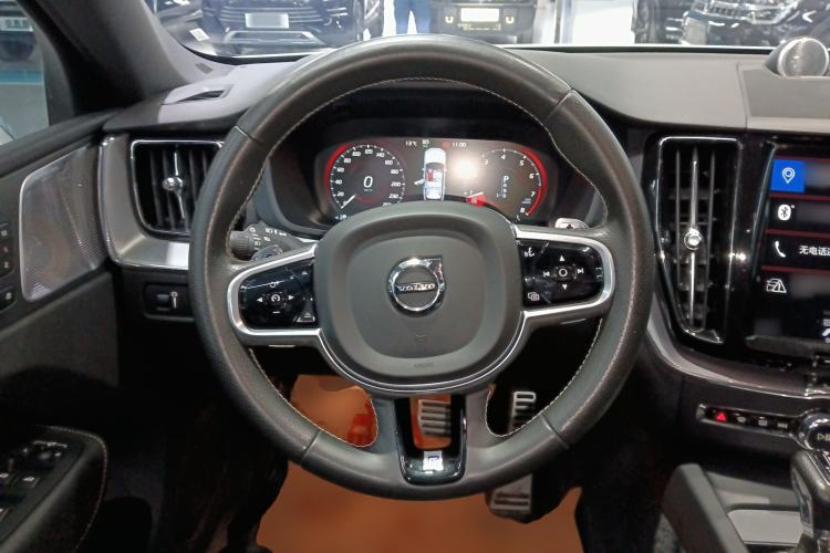 Used Volvo XC60 2018 T5 4x4 Smart & Sporty Edition