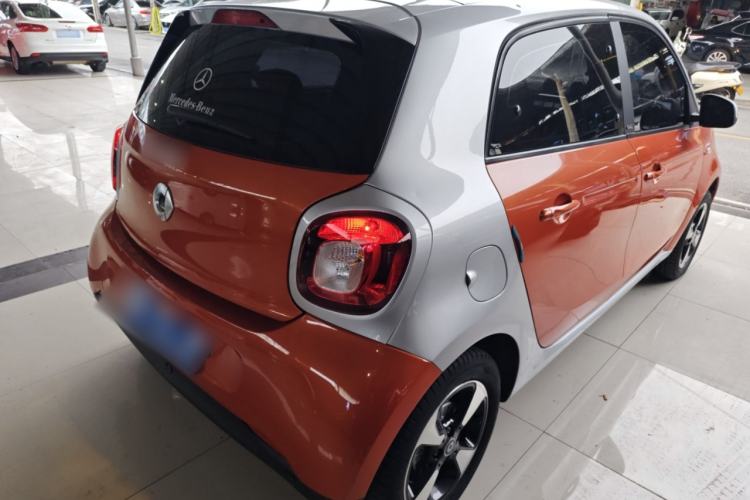 Used smart forfour 2018 1.0L 52kW Passion Edition