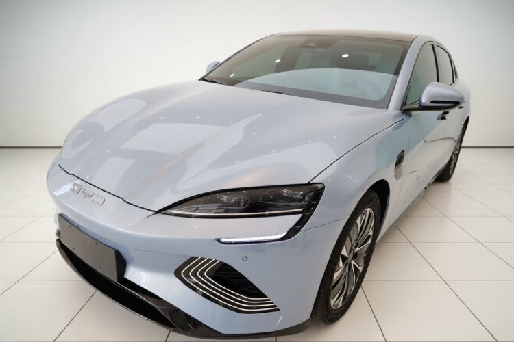 Used BYD Seal 2022 550 km Standard Range Rear-Wheel Drive Prestige Version