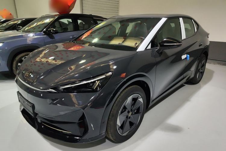 Used Volkswagen ID.UNYX 2025 Pure Model