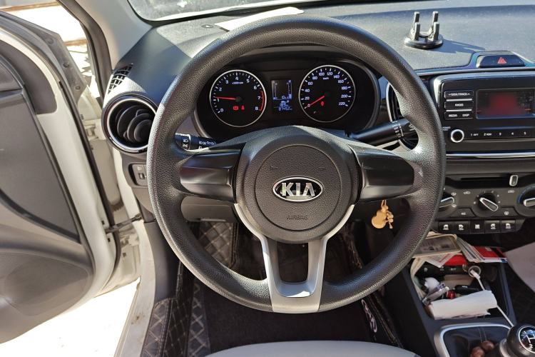 Used Kia Pegas 2019 1.4L Manual Value Edition National VI Standard Steering Wheel