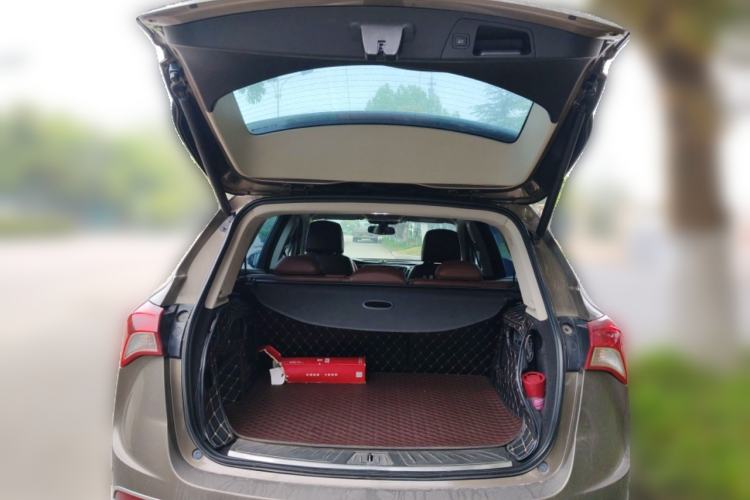 Used Buick Envision 2018 28T Four-Wheel Drive Elite Version Trunk