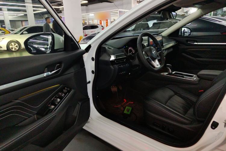 Used Nissan Teana 2022 2.0L XL-Upr Enjoyment Edition Driver Seat