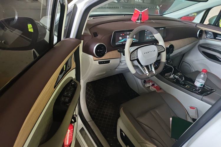 Used FORTHING Yacht 2022 1.5T DCT Chasing-the-Waves Edition
