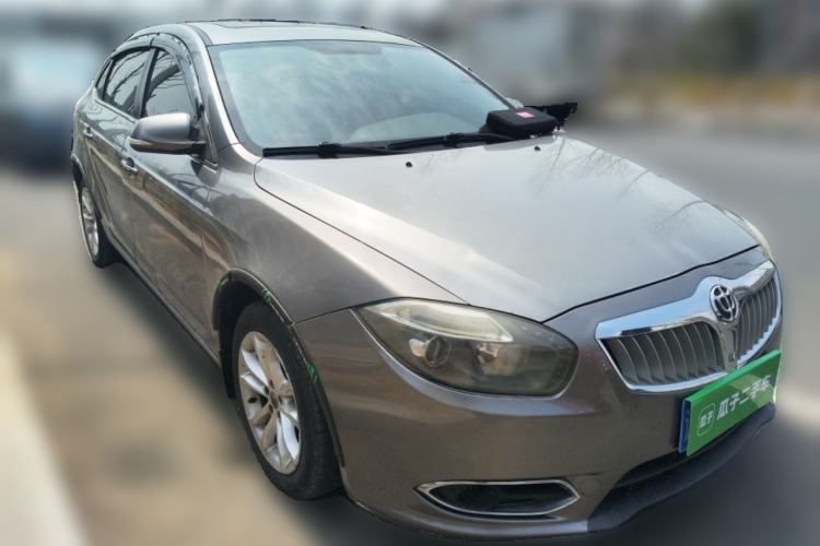Used Brilliance H530 2011 1.6L Manual Luxury Model Front Right 45 Deg