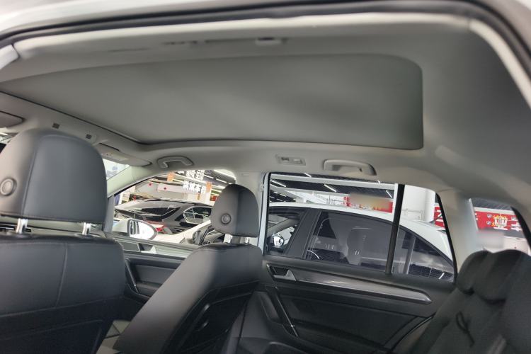 Used Volkswagen Golf Sportsvan 2016 230TSI Automatic Trend Edition