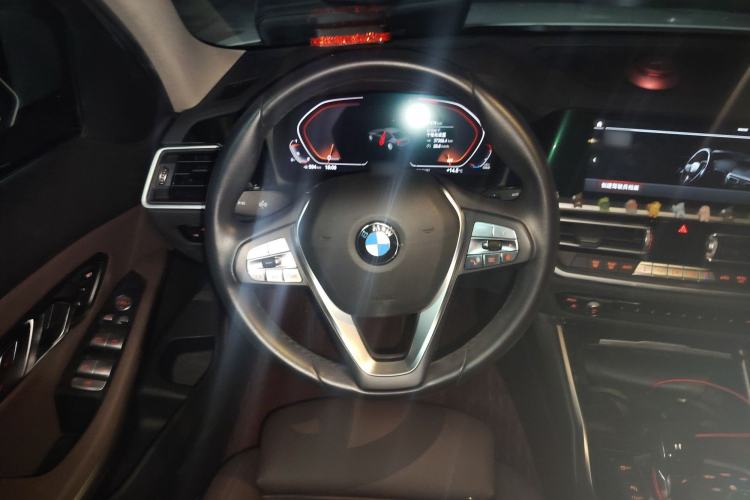 Used BMW 3 Series 2021 320i Sport Package
