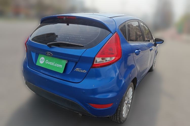 Used Ford Fiesta 2011 Hatchback 1.5L Automatic Fashion Edition
