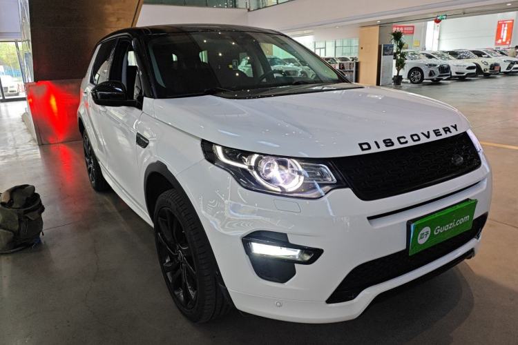 Used Land Rover Discovery Sport 2019 240 PS SE Dynamic Version China VI Standard Front Right 45 Deg