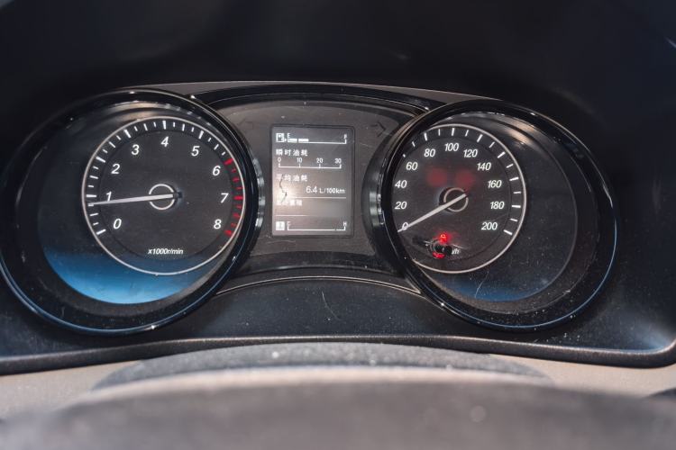 Used Wuling Hongguang PLUS 2020 1.5L Manual Comfort 7-Seater Instrument Cluster