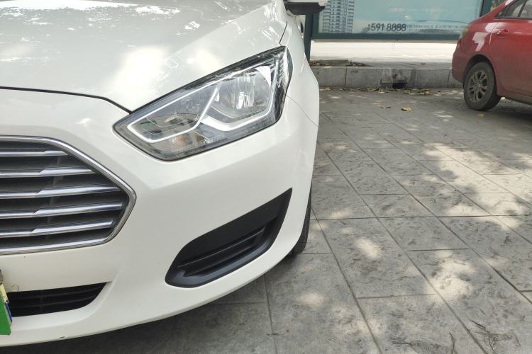 Used Ford Escort 2019 Revised 1.5L Automatic ZhiXiang Version (Tire Pressure Monitoring) China VI Standard