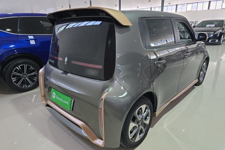 Used ORA White Cat 2022 Xiaoyue Mao Edition 360 km Luxury Model Lithium NMC