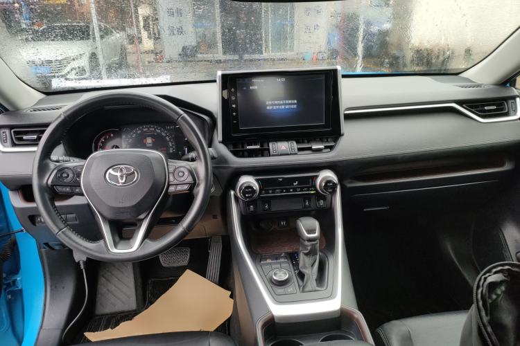 Used Toyota RAV4 2020 2.0L CVT Four-Wheel Drive Prestige Edition