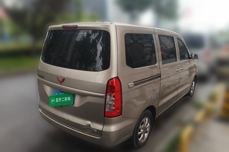 Used Wuling Hongguang V 2021 1.5L Enjoyment Edition LAR
