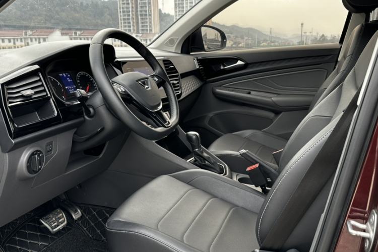 Used Jetta VS5 2019 280TSI Automatic Enjoyment Model
