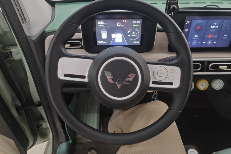 Used Wuling Hongguang MINIEV 2024 3rd Generation 215km Advanced Version
