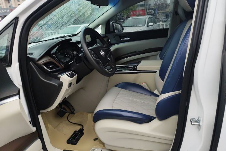 Used Buick GL8 2023 Land Executive Class Smart Enjoyment Model