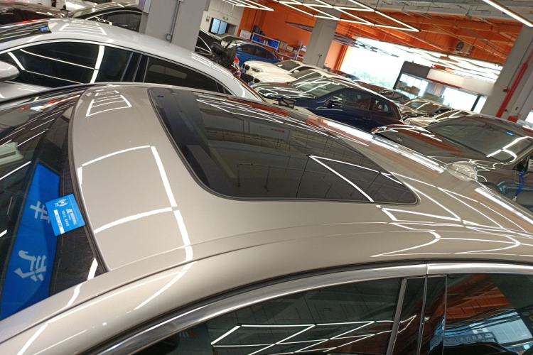 Used BMW 5 Series 2019 Facelifted 525Li Luxury Package
