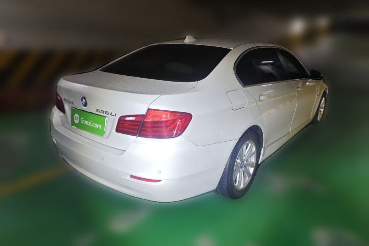 Used BMW 5 Series 2014 520Li Elegant Model
