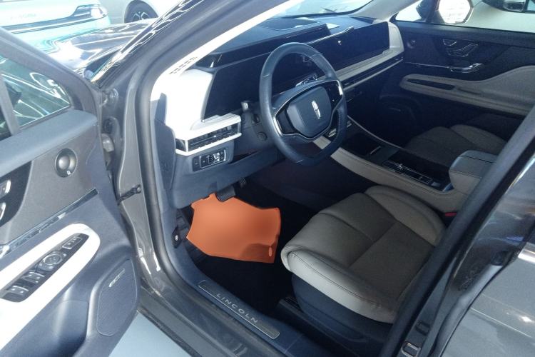 Used Lincoln Corsair 2023 2.0T All-Wheel-Drive Prestige Version