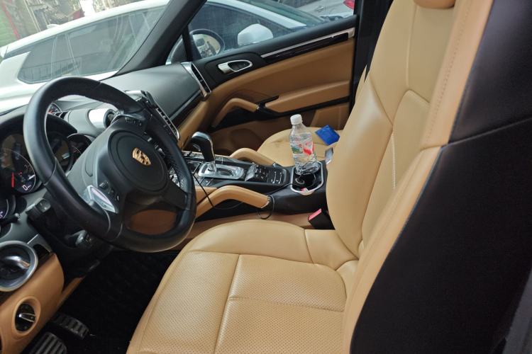 Used Porsche Cayenne 2014 Cayenne Platinum Edition 3.0T