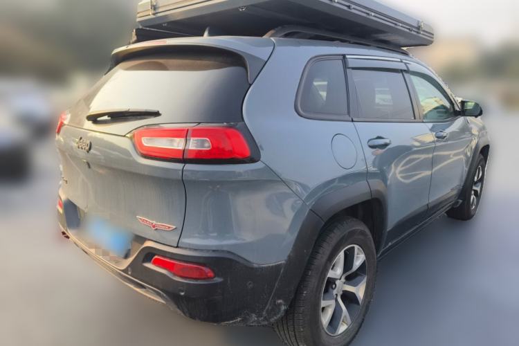 Used Jeep Cherokee 2014 3.2L High-Performance Version