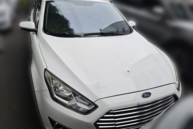 Used Ford Escort 2015 1.5L Automatic Comfort Edition Front