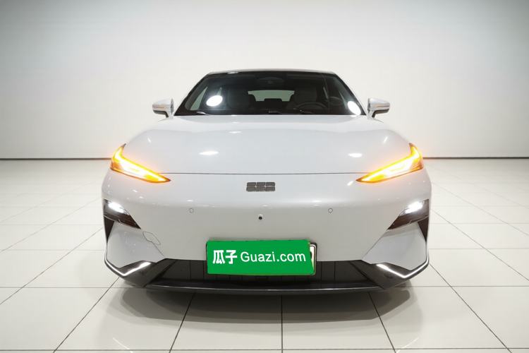 Used Geely Galaxy E8 2025 700 km Long-Range Intelligent Driving Version