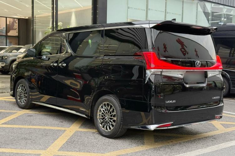 Used Lexus LM 2020 300h Four-Seat Grand Edition