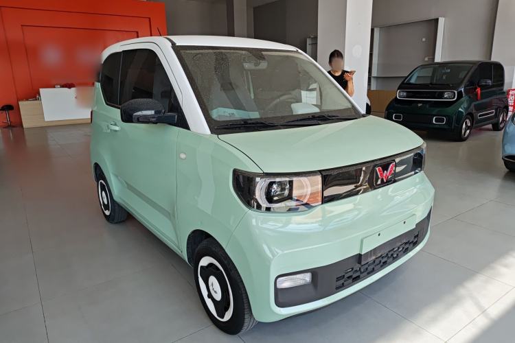 Used Wuling Hongguang MINIEV 2021 Macaron Fashion Edition Lithium-Ion Battery Front Right 45 Deg