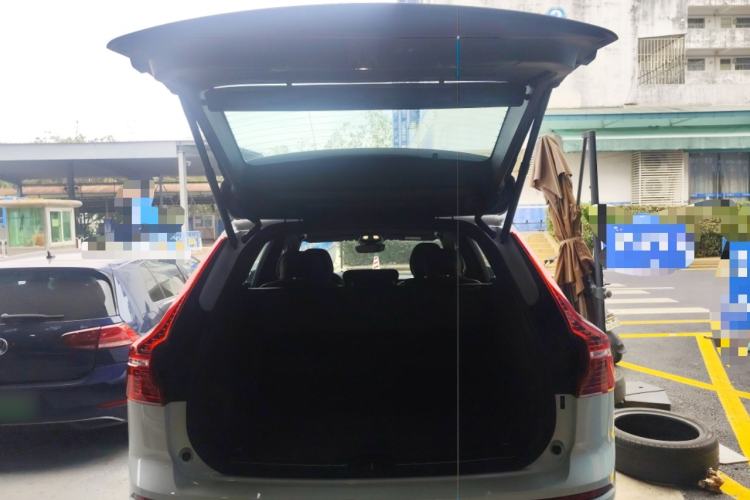 Used Volvo XC60 2023 B5 4x4 Smart Luxury Edition