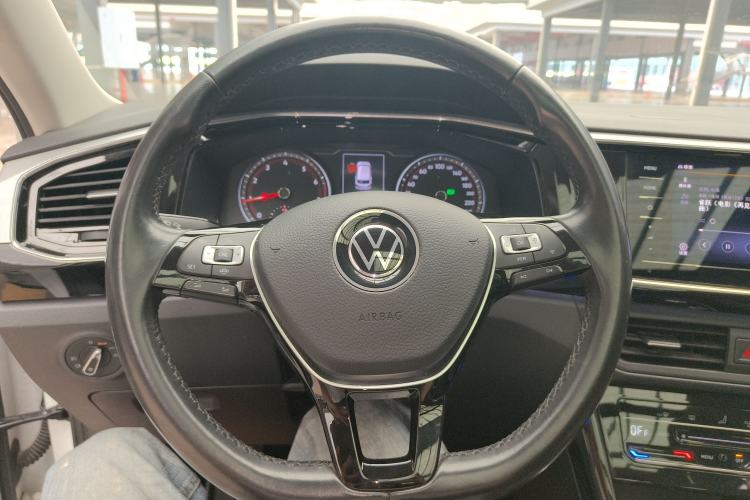 Used Volkswagen Tayron 2020 330TSI Two-Wheel Drive Luxury Smart Connectivity Version Steering Wheel
