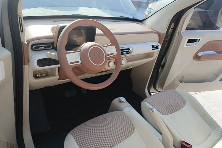 Used Wuling Hongguang MINIEV 2024 3rd Generation 215km Youth Edition
