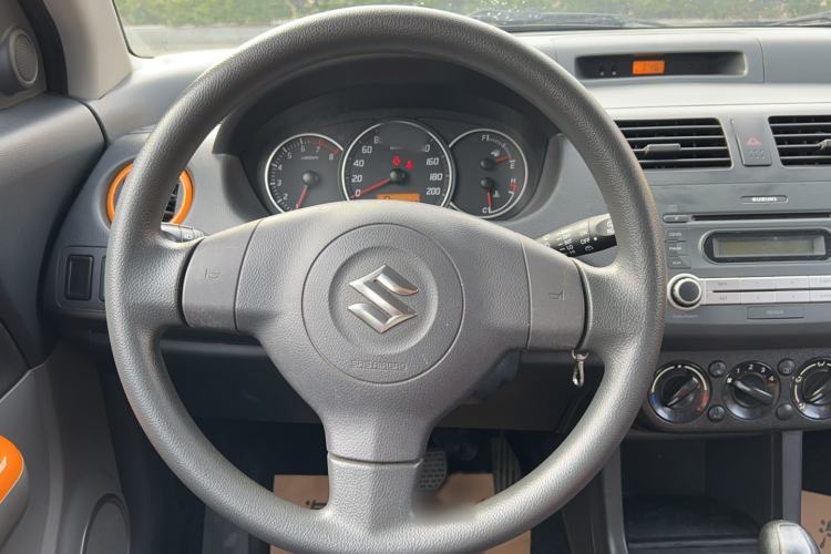 Used Suzuki Swift 2016 1.5L Automatic Fashionable Coolplay Edition