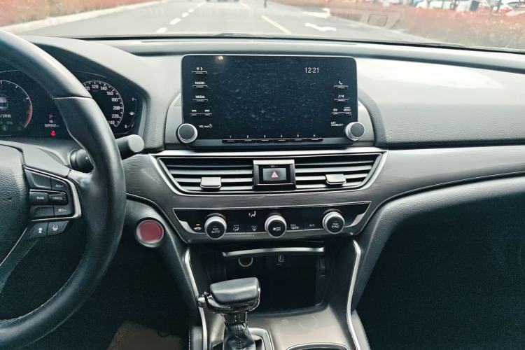 Used Honda Accord 2018 260TURBO Luxury Edition China VI Audio And AC Panel