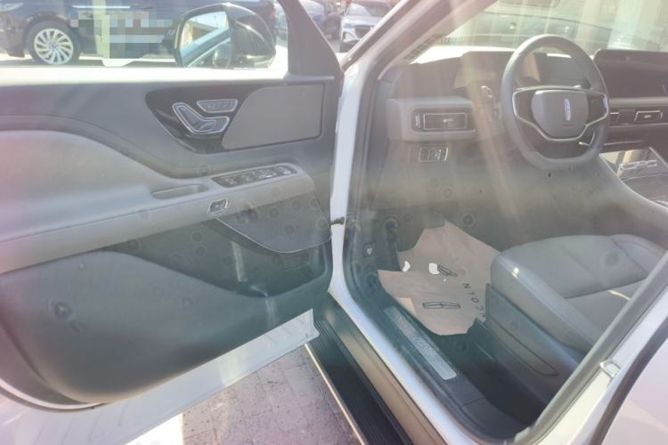 Used Lincoln Aviator 2024 3.0T V6 All-Wheel-Drive Elegance Edition Six Seats Driver Seat