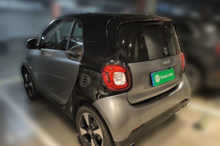 Used smart fortwo 2018 1.0L 52kW Hardtop Passion Edition China V Standard

