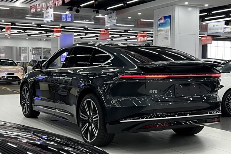 Used Nio ET9 2025 100 kWh
