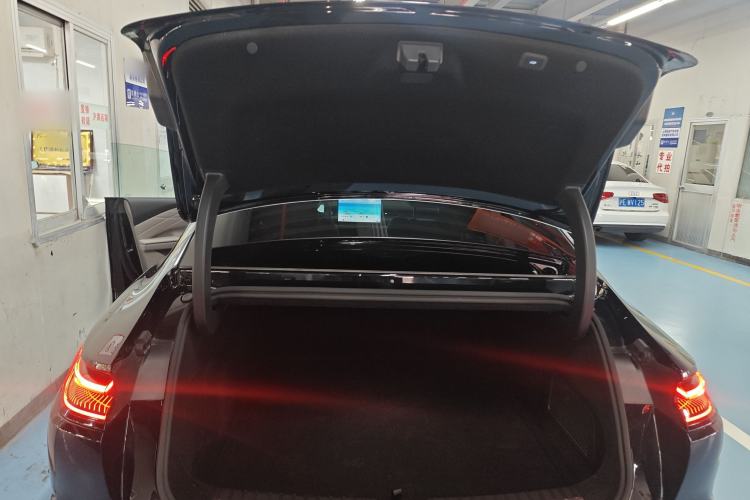 Used Geely Galaxy Galaxy 8 2025 130km EM-i Flagship Edition
