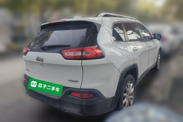 Used Jeep Cherokee 2014 2.4L Luxury Edition