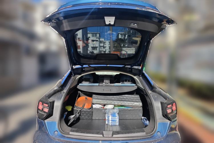 Used Lynk & Co 05 2020 2.0TD Two-Wheel Drive Shine Halo