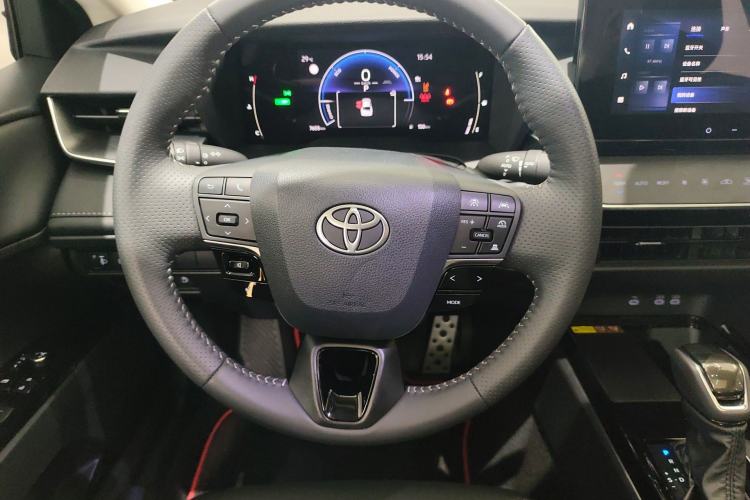 Used Toyota Camry 2026 Model Dual-Engine 2.0HSE Sport Lite Edition Steering Wheel