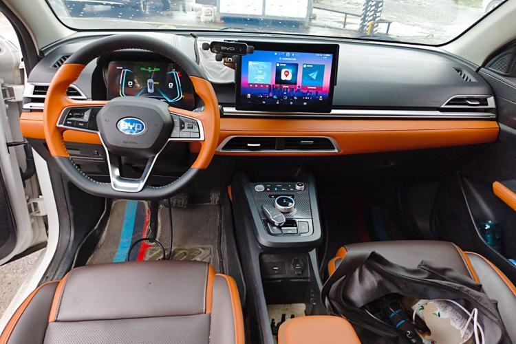 Used BYD e2 2021 Luxury Model Center Console