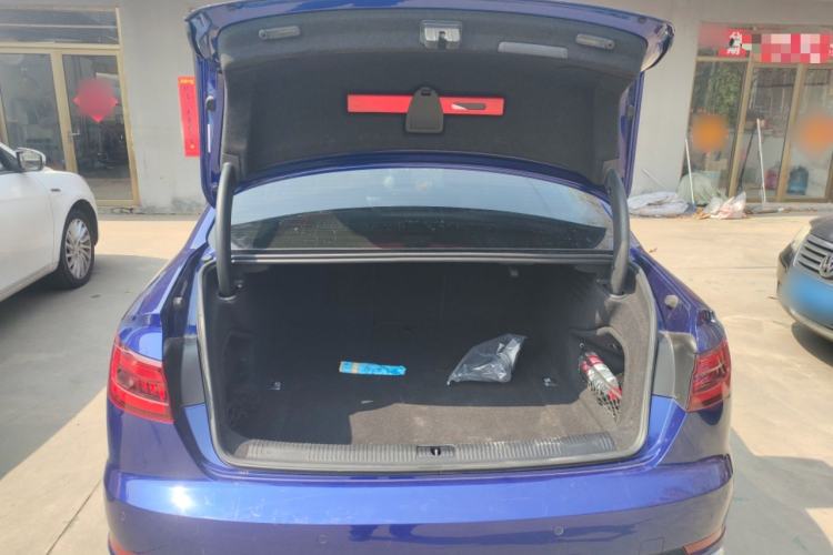 Used Audi A4L 2019 40 TFSI Fashion Version China V