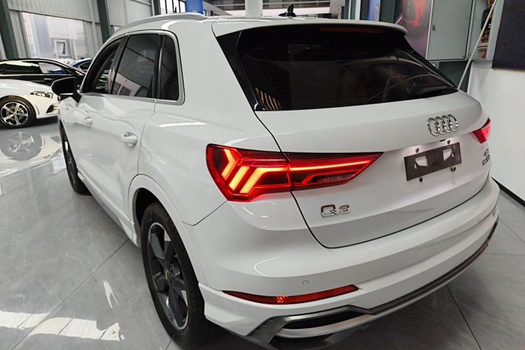 Used Audi Q3 2019 35 TFSI Fashion Dynamic Model
