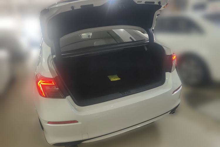 Used Honda Civic 2023 240TURBO CVT Dynamic Edition Trunk